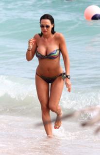Nicole Minetti feet photo 8