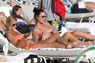 Nicole Minetti feet photo 2