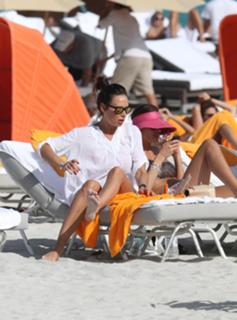 Nicole Minetti feet photo 4