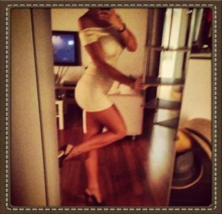 Nicole Minetti feet photo 8