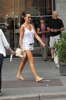 Nicole Minetti feet photo 13