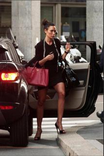Nicole Minetti feet photo 8