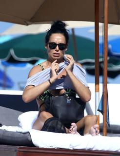 Nicole Minetti feet photo 6