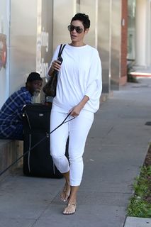 Nicole Murphy feet photo thumbnail