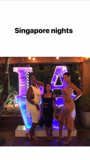 Nicole Murphy feet photo thumbnail
