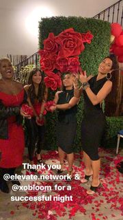 Nicole Murphy feet photo thumbnail