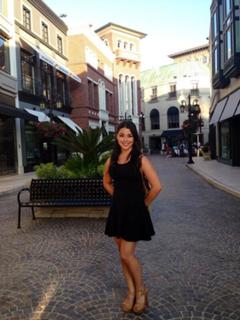 Nicole Muñoz feet photo 1