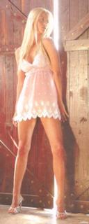 Nicole Neumann feet photo thumbnail
