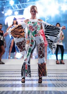 Nicole Neumann feet photo thumbnail
