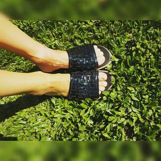 Nicole Neumann feet photo thumbnail