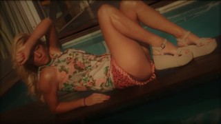 Nicole Neumann feet photo thumbnail