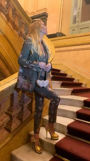 Nicole Neumann feet photo thumbnail
