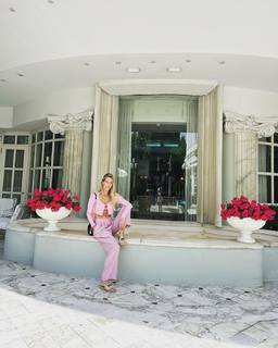 Nicole Neumann feet photo thumbnail