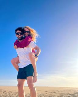 Nicole Neumann feet photo thumbnail