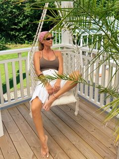 Nicole Neumann feet photo thumbnail