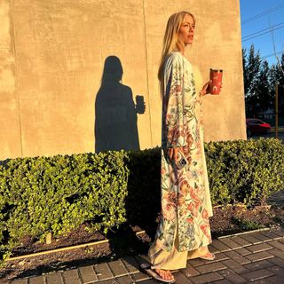 Nicole Neumann feet photo thumbnail