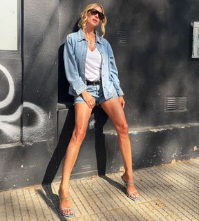 Nicole Neumann feet photo 1