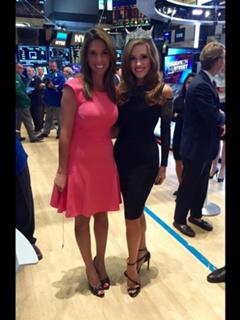 Nicole Petallides feet photo 7