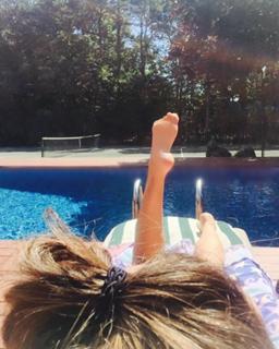 Nicole Petallides feet photo 5