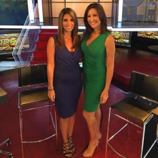 Nicole Petallides feet photo 11