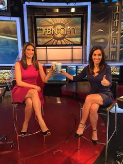 Nicole Petallides feet photo 7