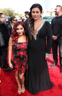 Nicole Polizzi feet photo thumbnail