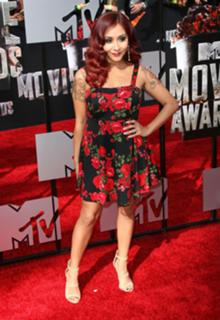 Nicole Polizzi feet photo thumbnail