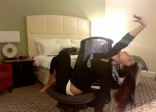 Nicole Polizzi feet photo thumbnail