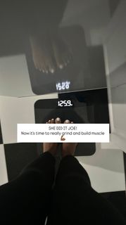 Nicole Polizzi feet photo thumbnail