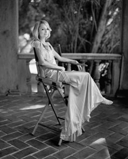 Nicole Richie feet photo thumbnail