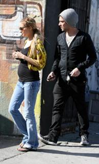 Nicole Richie feet photo thumbnail