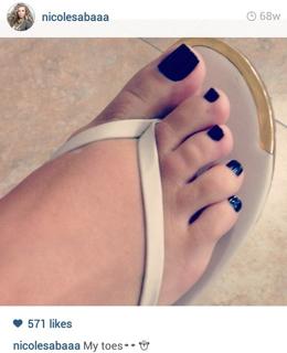Nicole Saba feet photo thumbnail