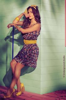 Nicole Saba feet photo thumbnail