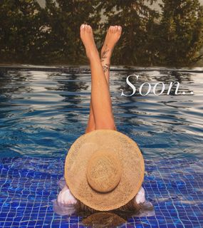 Nicole Saba feet photo thumbnail