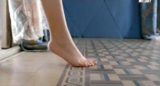 Nicole Saba feet photo thumbnail