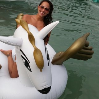 Nicole Santamaria feet photo 8