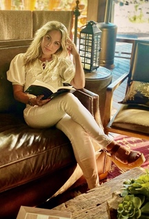Nicole Saphier feet photo 12