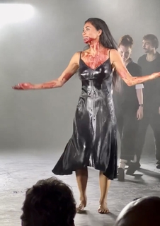 Nicole Scherzinger feet photo thumbnail