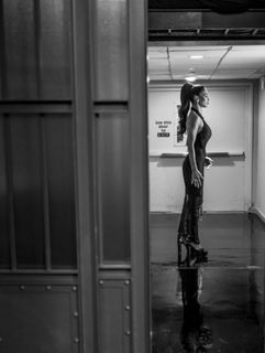 Nicole Scherzinger feet photo thumbnail