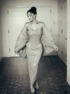 Nicole Scherzinger feet photo thumbnail