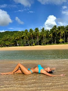 Nicole Scherzinger feet photo thumbnail