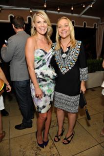 Nicole Sullivan feet photo thumbnail