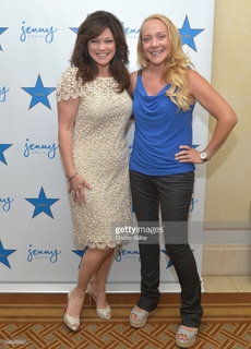 Nicole Sullivan feet photo thumbnail