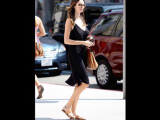 Nicole Trunfio feet photo 8