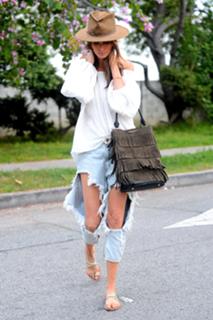 Nicole Trunfio feet photo 1