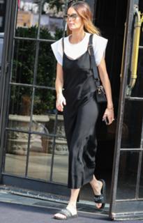 Nicole Trunfio feet photo 4