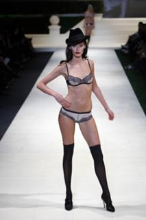 Nicole Trunfio feet photo 8