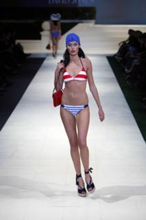Nicole Trunfio feet photo 17