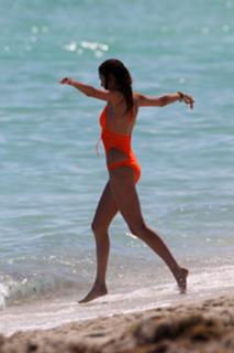 Nicole Trunfio feet photo 2