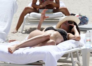 Nicole Trunfio feet photo 16